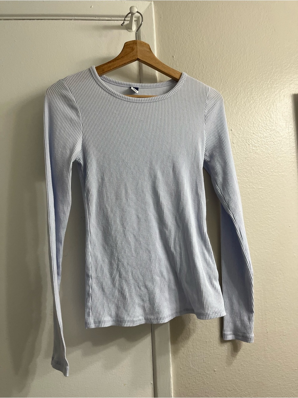 Light Blue Ribbed Long-Sleeve Women’s Top